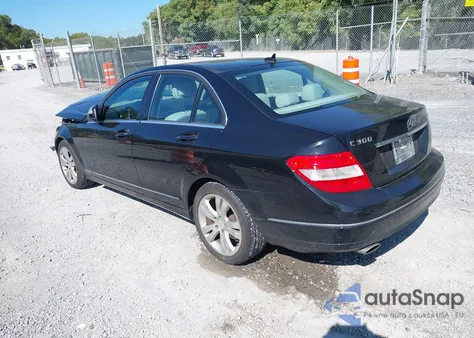 2009 Mercedes-Benz C 300 Luxury 4Matic from USA, damaged, VIN WDDGF81X39F202841